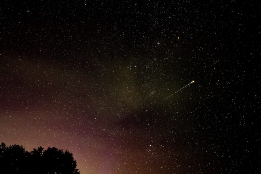 shooting star sky