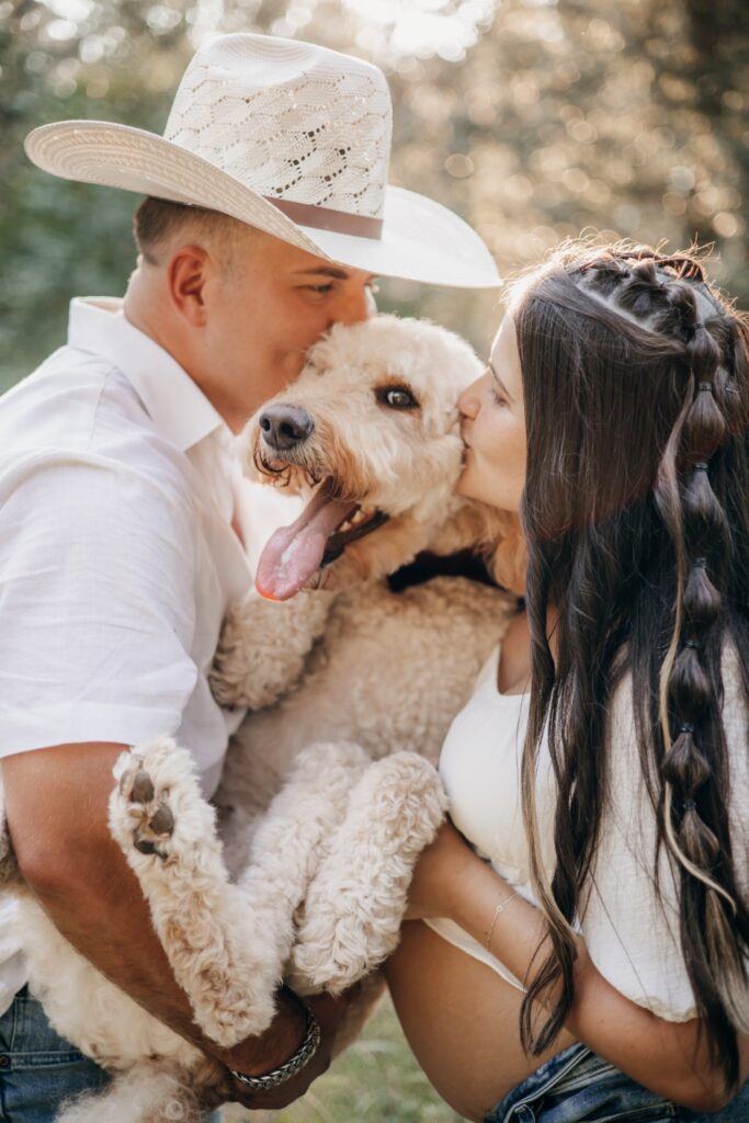 maternity session with dog