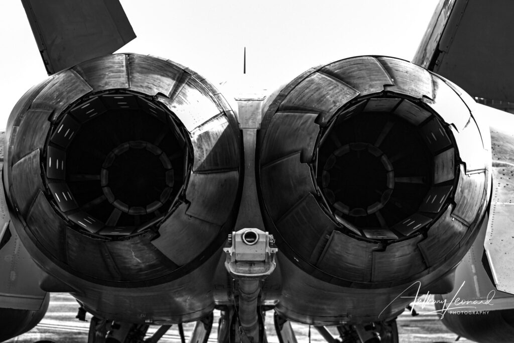 Anthony Leonard Photography - Airplane Engines
